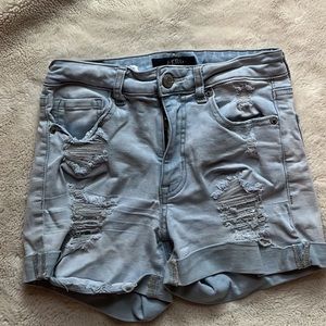 Aéropostale Low Rise MIDI Jean Shorts - Women’s Size 2 — Like New